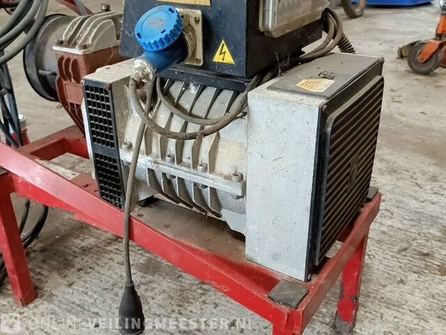 Pto generator eurom, tad 30 - afbeelding 10 van  10
