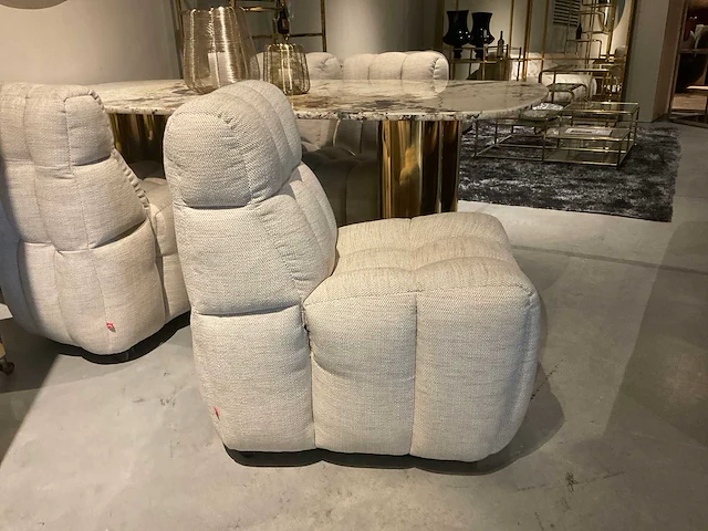 Puffed verrijdbare eetkamerstoelen (4x) - afbeelding 8 van  12