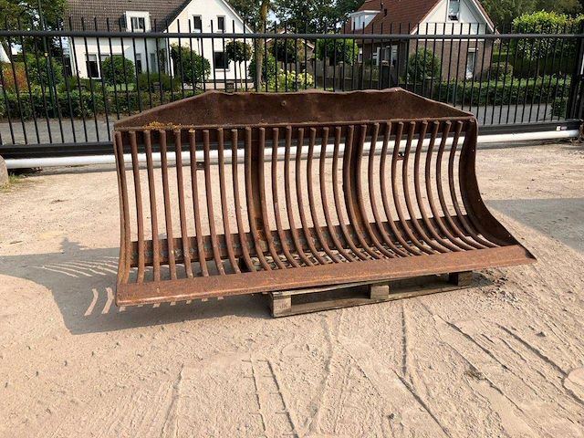 Puinbak 235cm - afbeelding 1 van  1