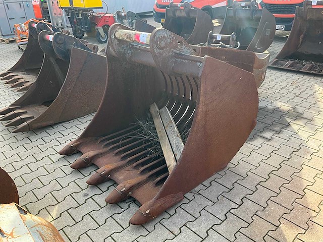 Puinbak - afbeelding 1 van  10