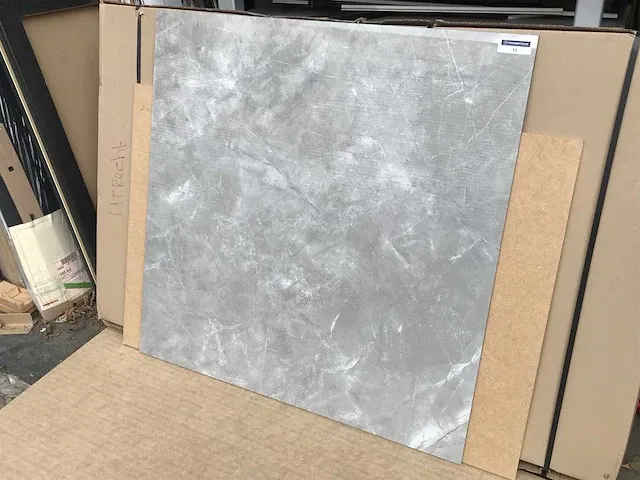 Pulpis grijs gepolijst tegel 60 m² - afbeelding 7 van  9