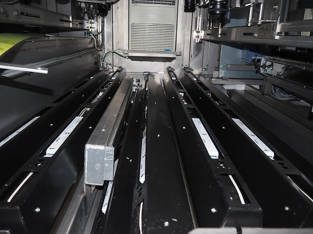 Pulsarr industrial research bv / barco machine - afbeelding 10 van  37