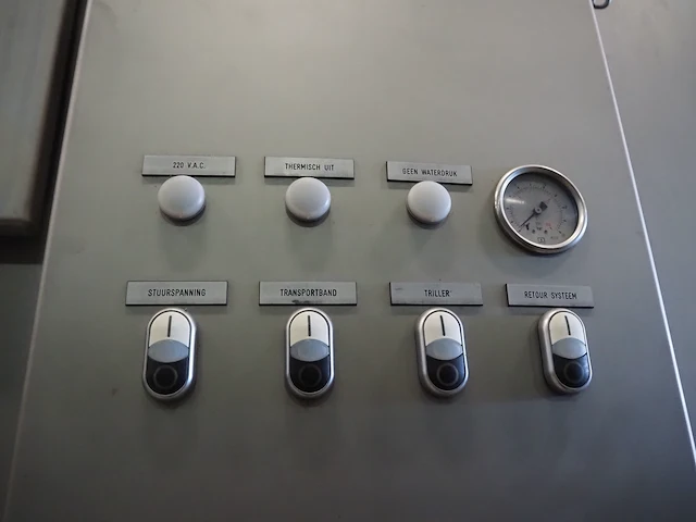 Pulsarr industrial research bv / barco machine - afbeelding 17 van  37