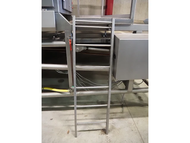 Pulsarr industrial research bv / barco machine - afbeelding 26 van  37