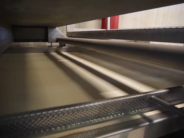 Pulsarr industrial research bv / barco machine - afbeelding 36 van  37