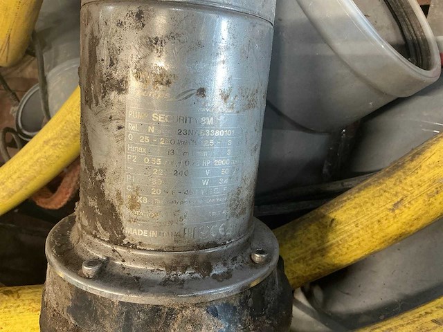 Pumps hulpstukken slangen en pomp - afbeelding 5 van  5