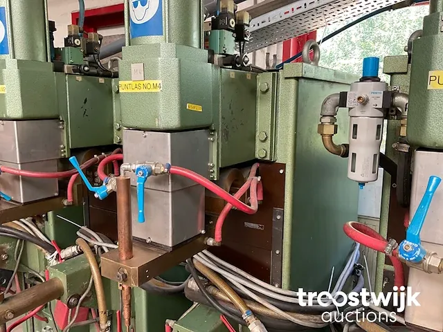 Puntlasmachine - afbeelding 7 van  7