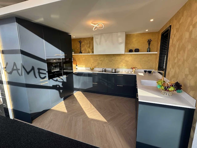 Punto - showroomkeuken - afbeelding 12 van  49