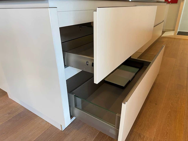 Punto - showroomkeuken - afbeelding 6 van  53