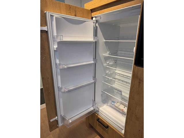 Punto - showroomkeuken - afbeelding 18 van  53