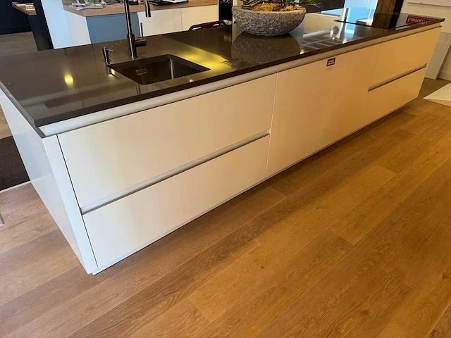 Punto - showroomkeuken - afbeelding 51 van  53