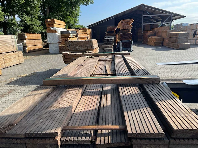 Purple heart dekdelen 3050x145x21mm (28x) - afbeelding 1 van  3