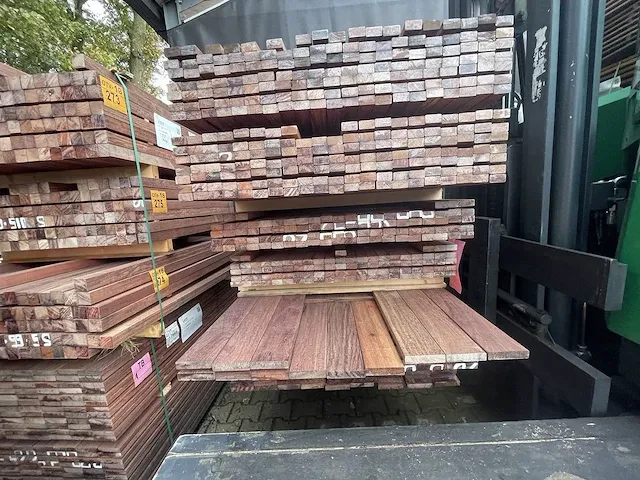Purple heart hardhouten latten geschaafd 21x40mm, lengte 155cm (288x) - afbeelding 3 van  3