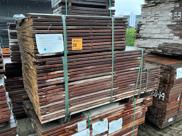 Purple heart hardhouten planken geschaafd 21x145mm, lengte 95-125cm (375x) - afbeelding 1 van  3