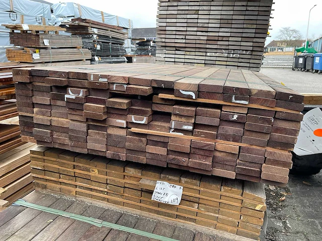 Purple heart hardhouten planken geschaafd 21x70mm, lengte 125cm (176x) - afbeelding 3 van  3