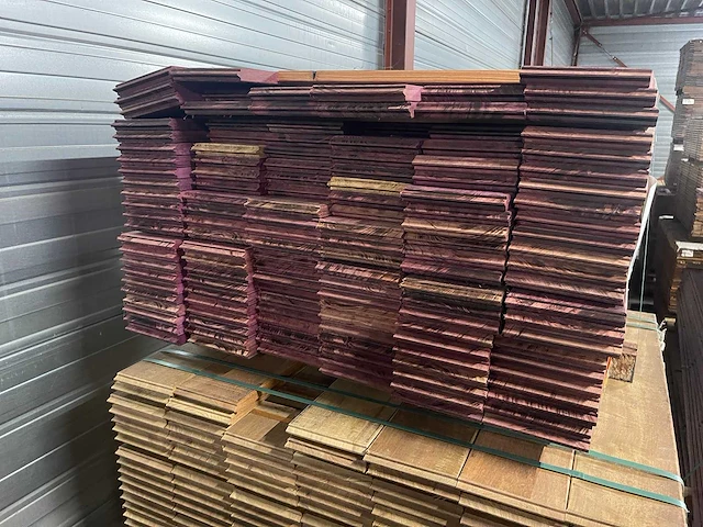 Purple heart kopse veer en groef (buitenparket) 650x145x21mm (135x) - afbeelding 2 van  3