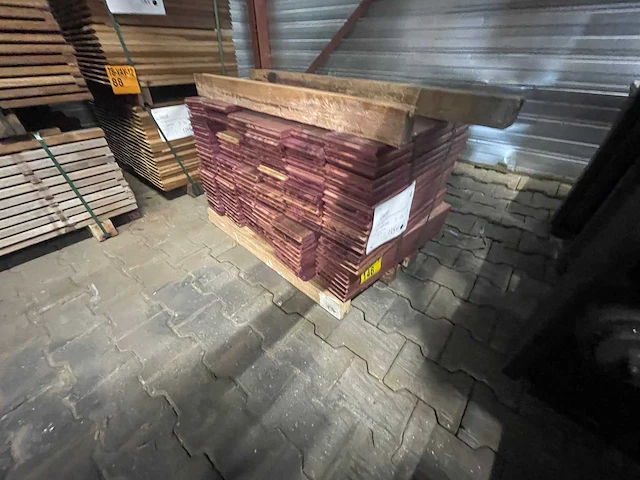 Purple heart kopse veer en groef (buitenparket) 650x145x21mm (135x) - afbeelding 2 van  3