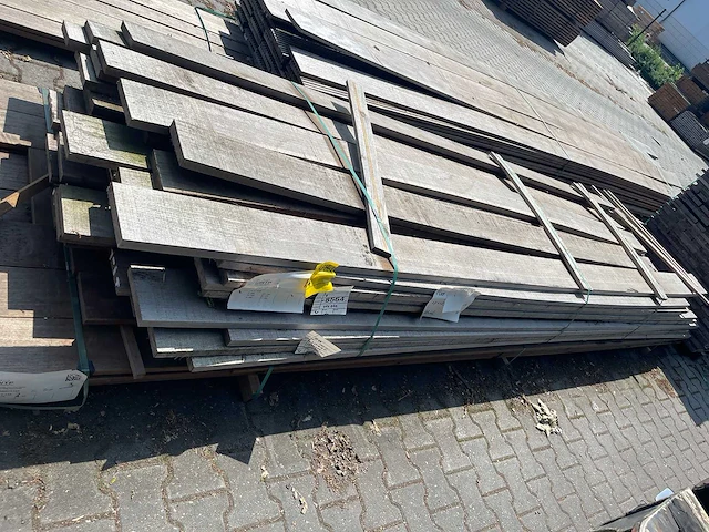 Purple heart planken fijnbezaagd 3050x155x26mm (41x) - afbeelding 2 van  3