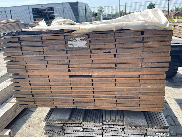 Purple heart planken geschaafd 1850-2150x145x21mm (124x) - afbeelding 3 van  3