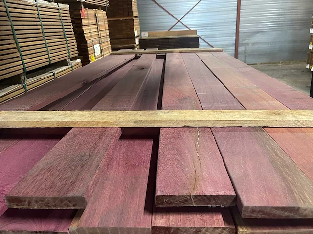 Purple heart planken geschaafd 2150x120x21mm (62x) - afbeelding 1 van  3