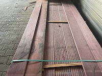Purple heart planken geschaafd 2450x145x21mm (81x) - afbeelding 1 van  3