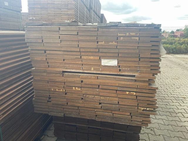 Purple heart planken geschaafd 3050-3650x145x21mm (177x) - afbeelding 3 van  3
