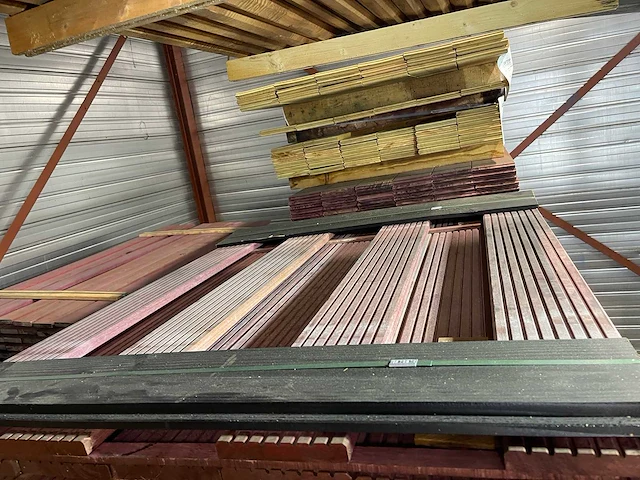 Purple heart vlonderplanken 1250x145x21mm (81x) - afbeelding 1 van  3