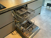 Puur beda firenze-fantasia eiland showroomkeuken met hoge kastenwand - afbeelding 10 van  34