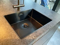 Puur beda firenze-fantasia eiland showroomkeuken met hoge kastenwand - afbeelding 13 van  34