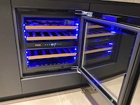Puur regina eb gl gfo rustiek eiken gefineerd eiland showroomkeuken met hoge kastenwand - afbeelding 10 van  40