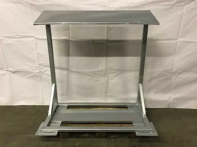 Pv omvormer shelter gegalvaniseerd - afbeelding 1 van  5