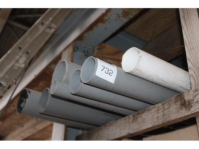 Pvc buizen in diverse diameters en lengtes. - afbeelding 1 van  3