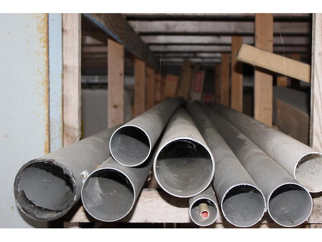 Pvc buizen in diverse diameters en lengtes. - afbeelding 3 van  3