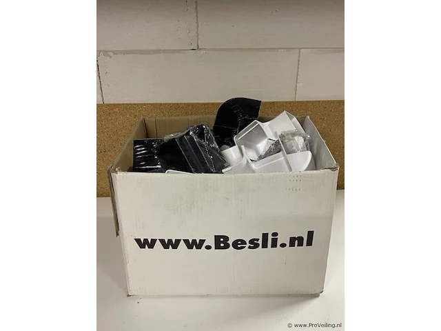 Pvc gootstukken 80 mm - afbeelding 1 van  2
