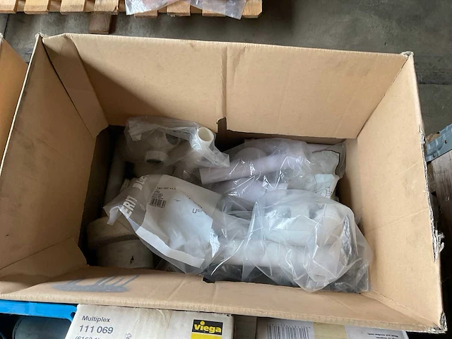Pvc - afbeelding 6 van  7