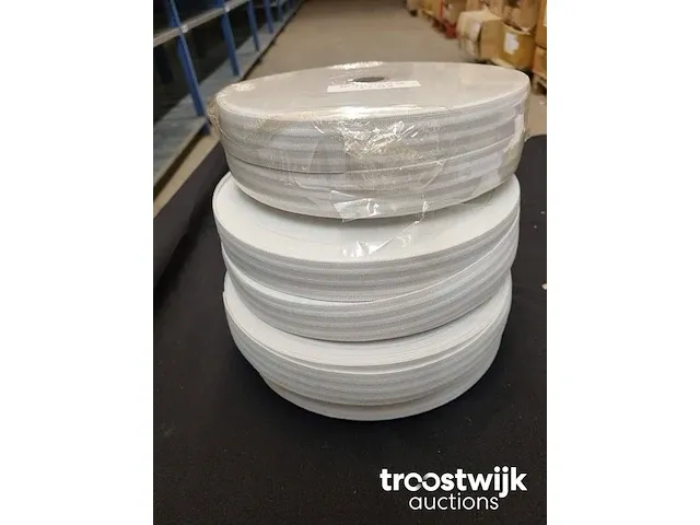 Pyama elastiek 30mm wit 300m (6x50m) - afbeelding 1 van  2