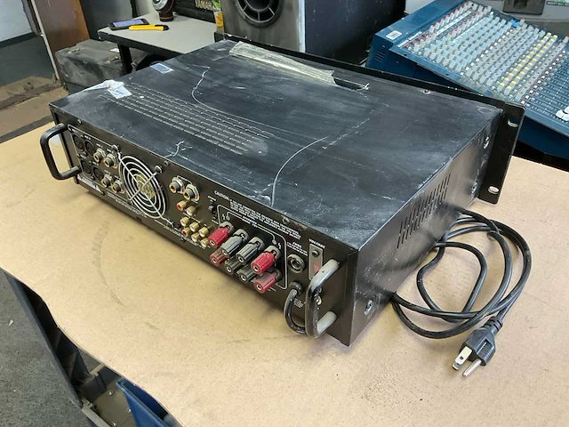 Pyle pro pt-910 amplifier - afbeelding 4 van  4