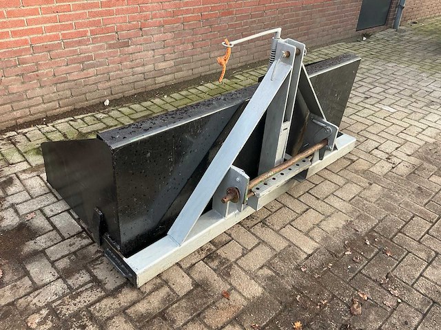 Pz bak grondbak - afbeelding 1 van  6