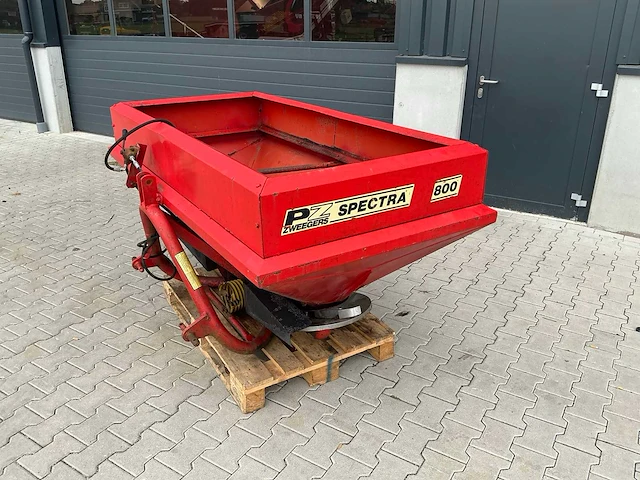 Pz zweegers spectra 800 kunstmeststrooier - afbeelding 15 van  19