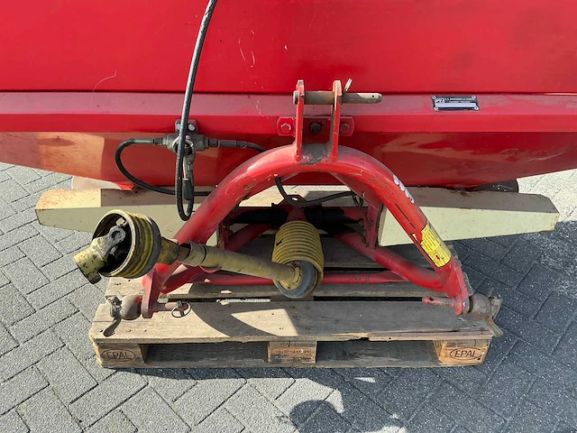 Pz zweegers spectra 800 kunstmeststrooier - afbeelding 2 van  15