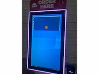 Q10x 21.5 inch friend counter info met betaalsysteem - afbeelding 2 van  6