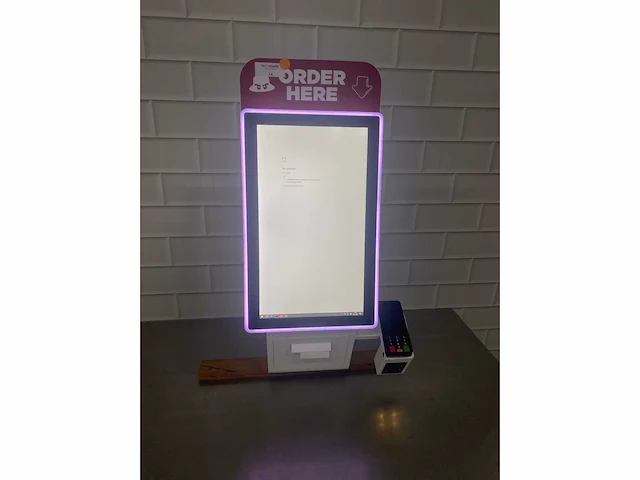 Q10x 21.5 inch friend counter info met betaalsysteem - afbeelding 6 van  6
