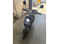 Q3 - e-scooter met coc documenten voor nederlands kenteken - afbeelding 2 van  10