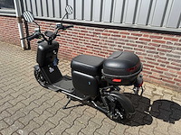 Q3 - e-scooter met coc documenten voor nederlands kenteken - afbeelding 3 van  10