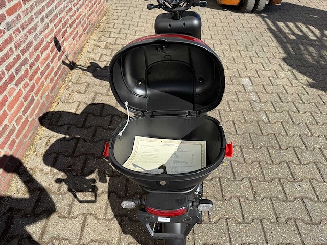 Q3 - e-scooter met coc documenten voor nederlands kenteken - afbeelding 9 van  10