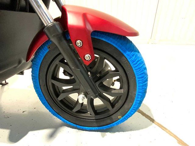 Q3 - elektrische scooter met coc documenten voor nederlands kenteken - afbeelding 15 van  22