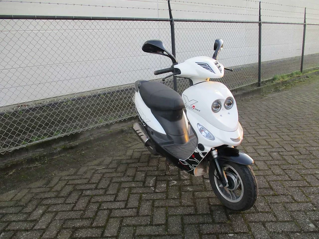 Qingqi - bromscooter - rex moto speedy fb50qt-6a - scooter - afbeelding 7 van  11