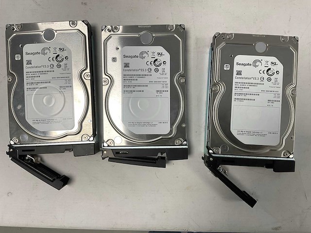 Qnap (ts-869u-rp) - 6x 2 tb seagate (st2000nm0033) network attached storage - afbeelding 6 van  8