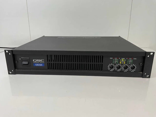 Qsc (cx254), audio 4-channel power amplifier rack - afbeelding 1 van  6