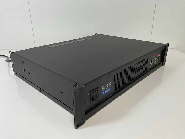 Qsc (cx302v), audio 2-channel 300 w power amplifier rack - afbeelding 3 van  7